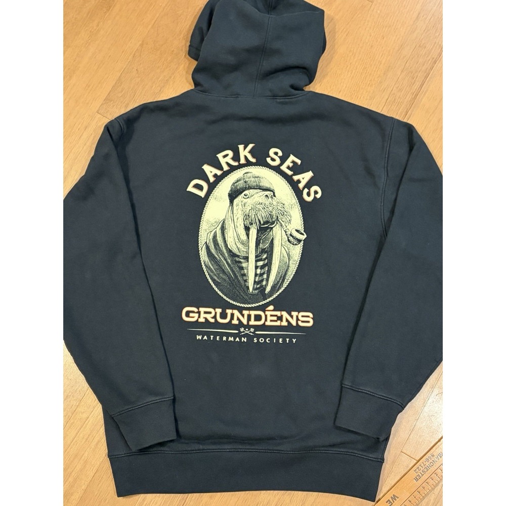 Dark Seas X Grundens Seaworthy Hoodie M Black Walrus Graphic Coastal Fishing
